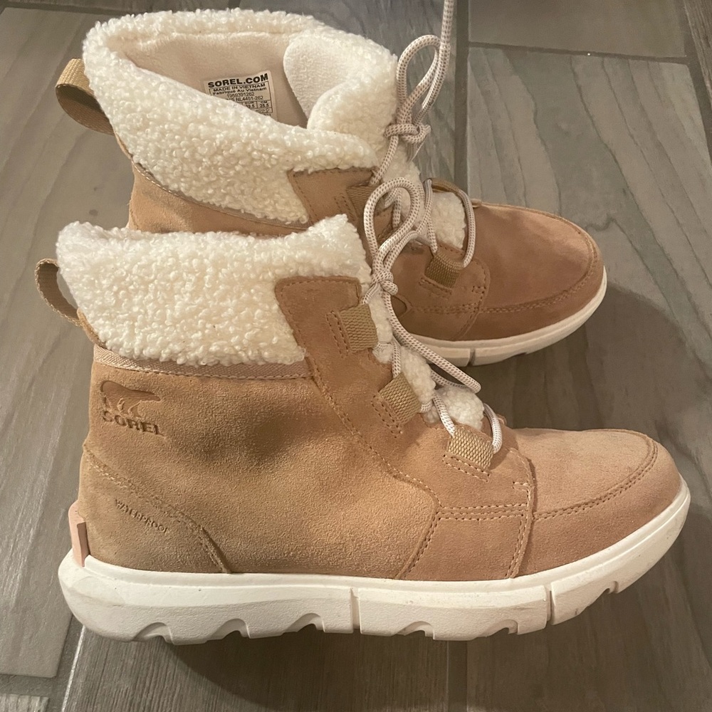 Sorel Explorer II Carnival Cozy boot